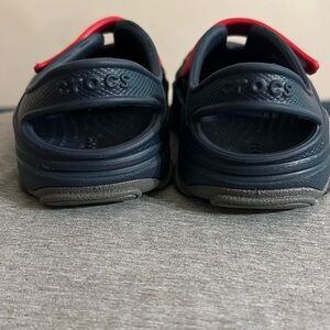 Blue/Red CROCS worn like 3 times, like new, excellent cond

🕺ALL SALES FINAL🕺🏻